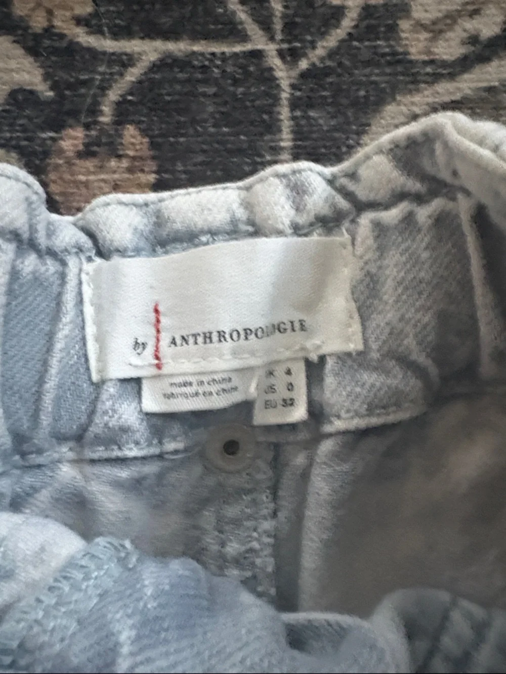 Anthropologie shorts size 0 - Picture 3 of 3